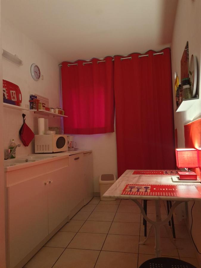 אביניון Appartement Terrasse - Hypercentre מראה חיצוני תמונה